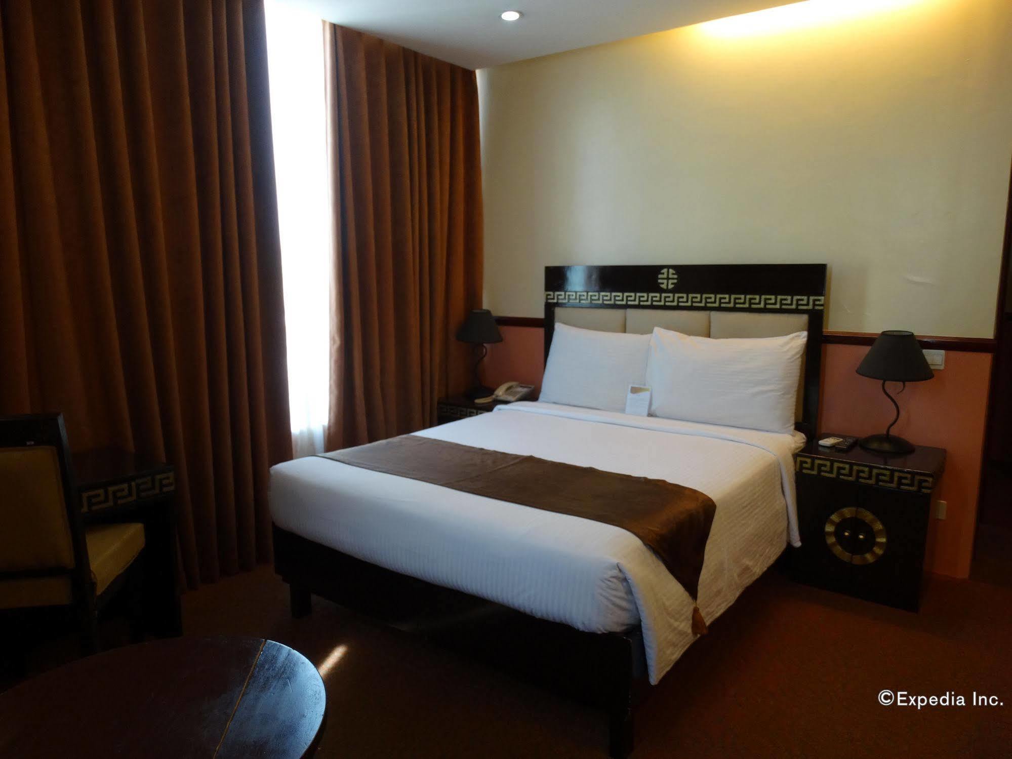 Manila Crown Palace Hotel Ngoại thất bức ảnh