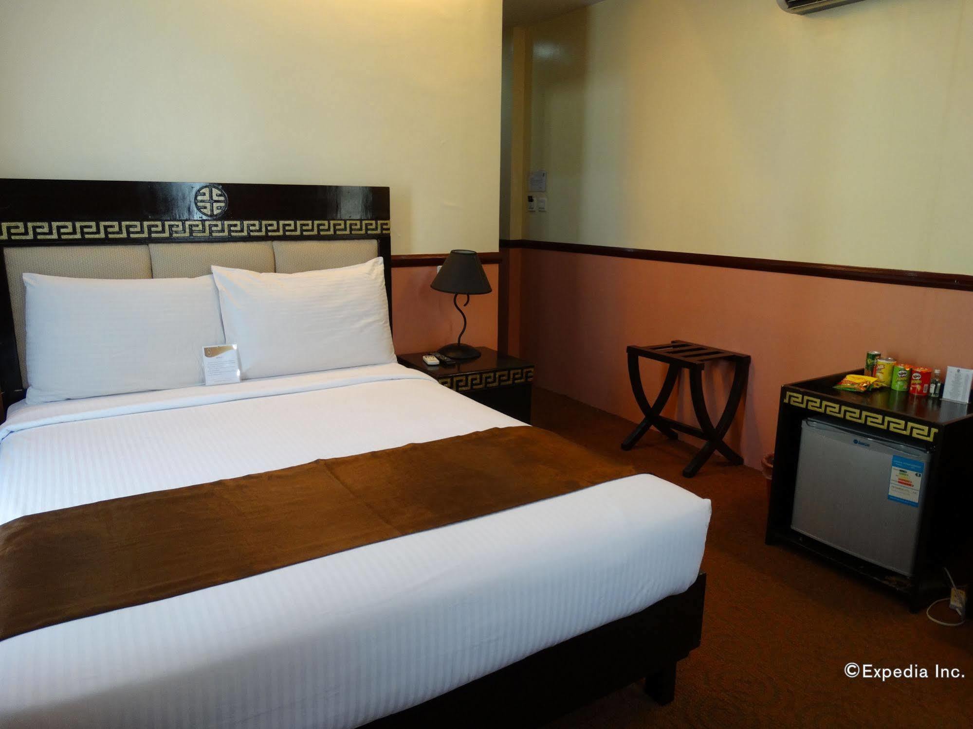 Manila Crown Palace Hotel Ngoại thất bức ảnh